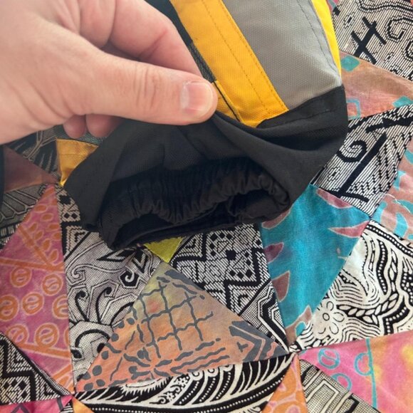 Spyder Jacket Boys 4 Black Yellow Snowboard Winter Coat Snow Youth Small To Tall - Picture 3 of 8